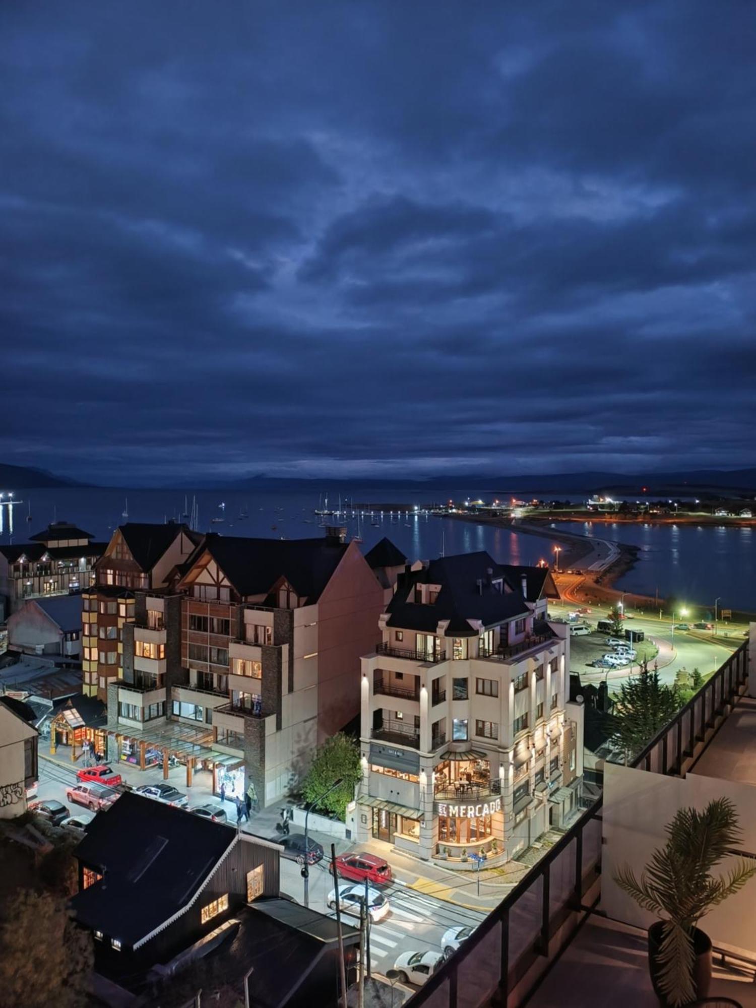 Libertador803 Appartement Ushuaia Buitenkant foto